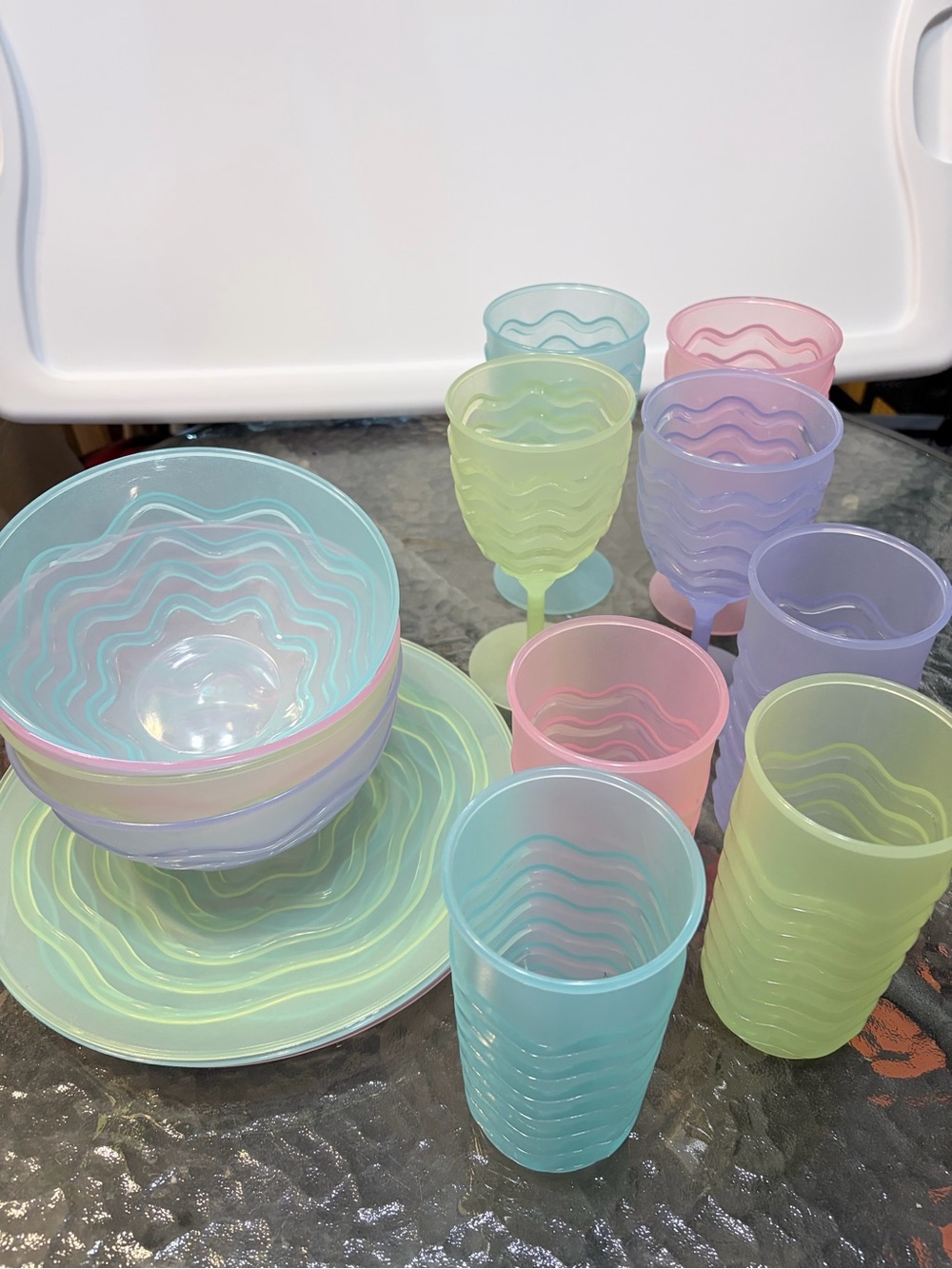 Pastel Wave Plastic Drinkware & Dinnerware Set - Assorted Colors